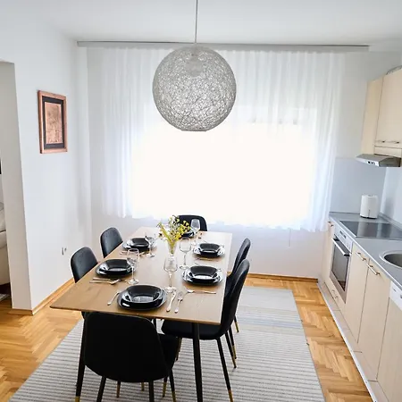 Paradise Apartment