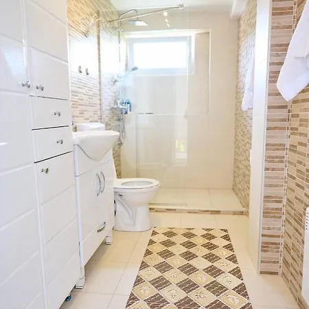 Paradise Apartment